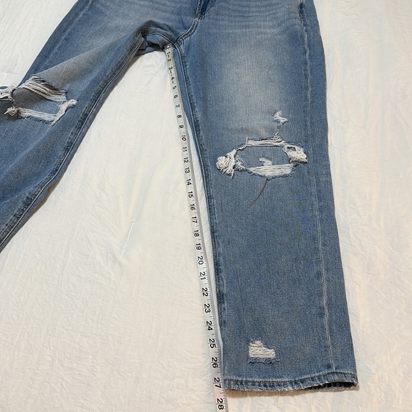 American Eagle Mom Jeans 12 Regular - Picture 7 of 10